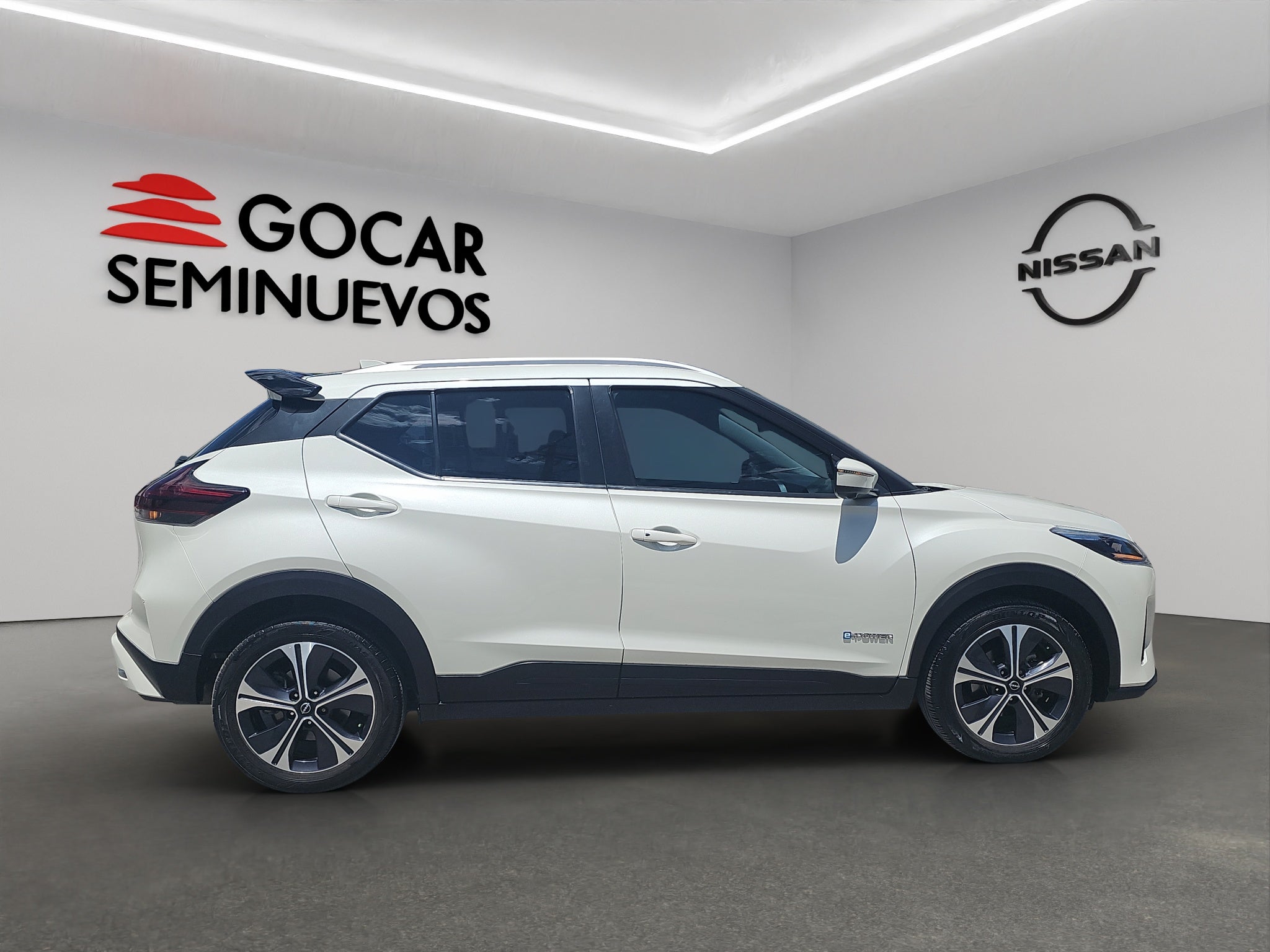 2024 Nissan Kicks VUD 5 pts. Advance e-Power, E-REV, TA, RA-17 (línea anterior)