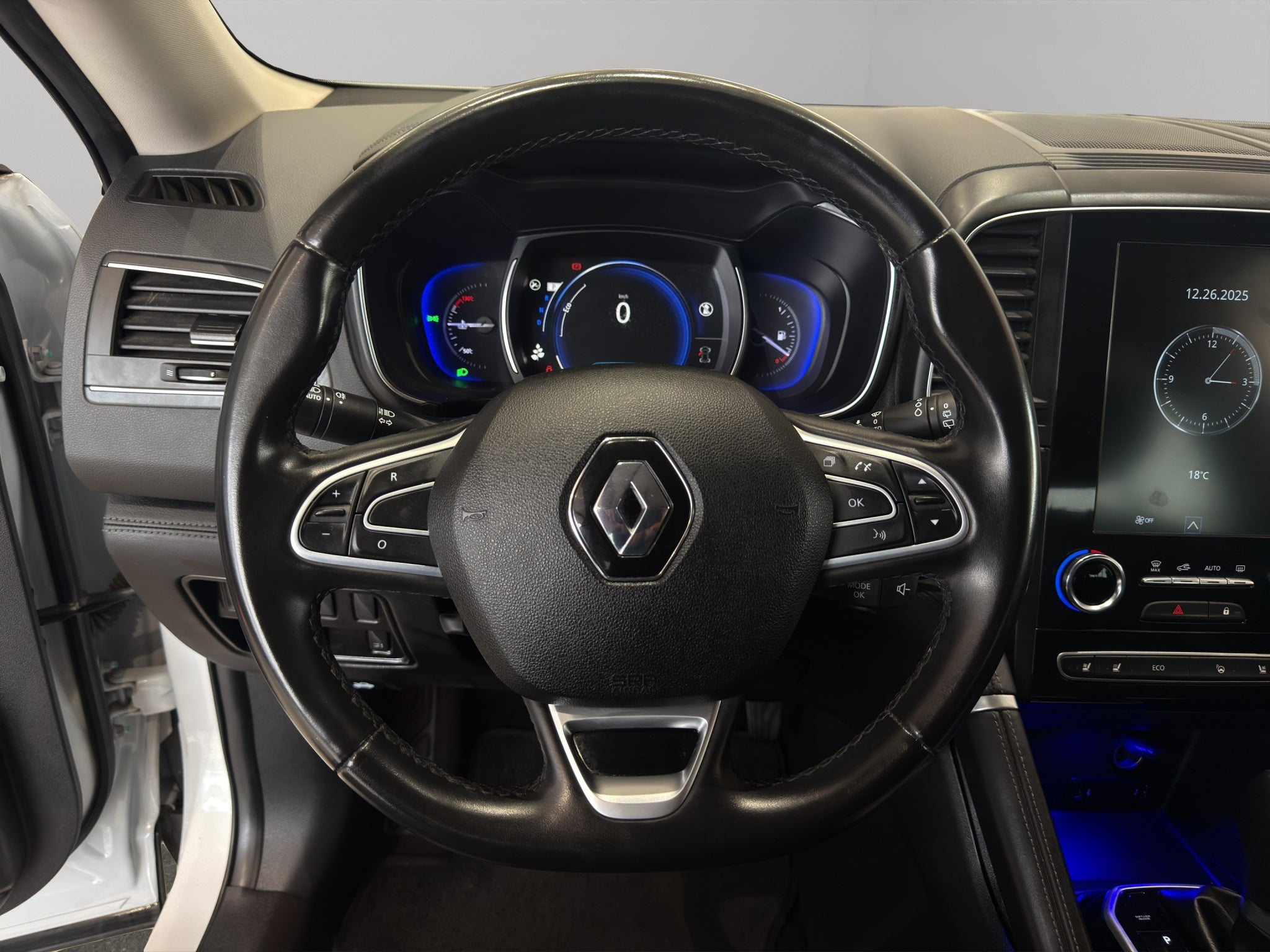 2024 Renault Koleos VUD 5 pts. Iconic, TA, climatronic, piel, QCP, GPS, RA-19